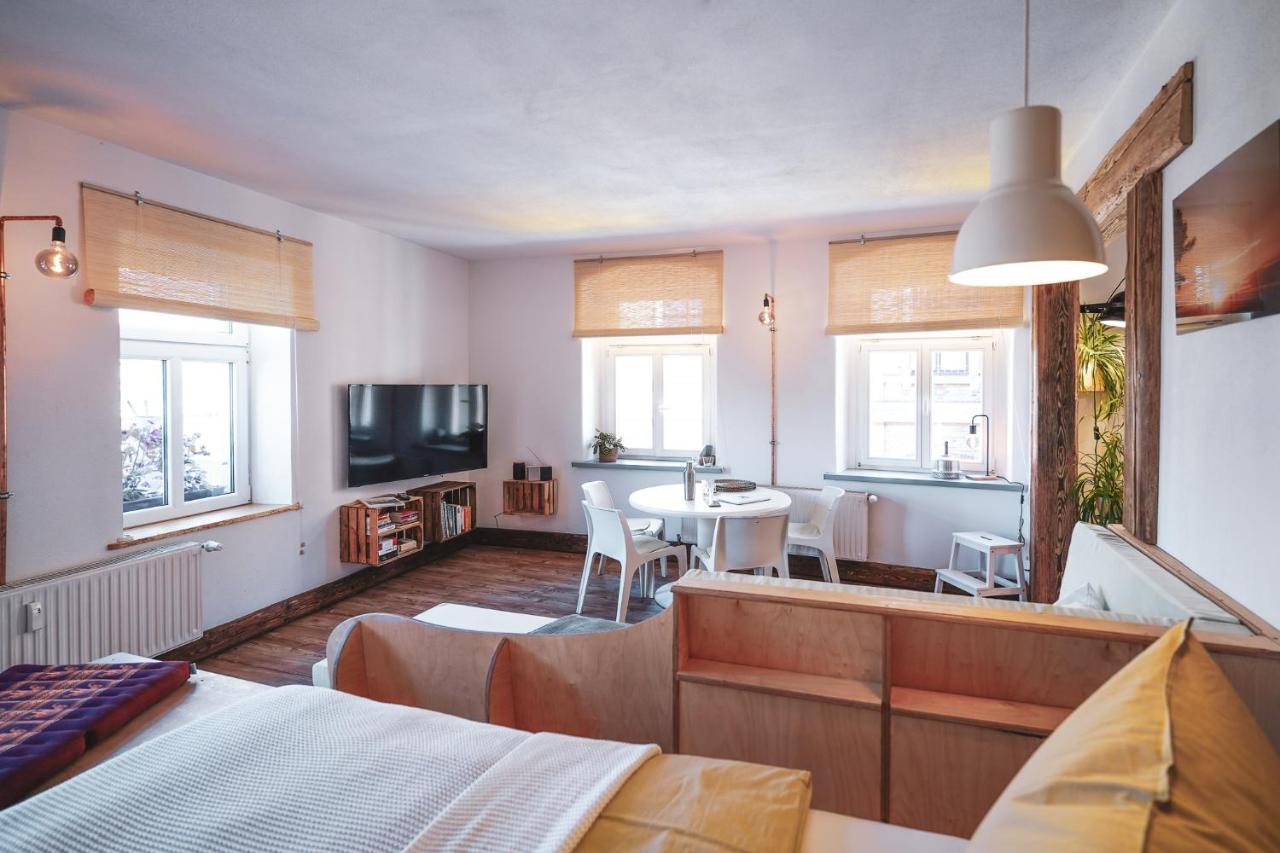 Studio Apartment Zur Alten Post, 48Qm Individualapartment Mit Blick Ueber Zittaus Altstadt, Ferienwohnung Im Altstadtkern Umrandet Vom Zittauer Gebirge Buitenkant foto