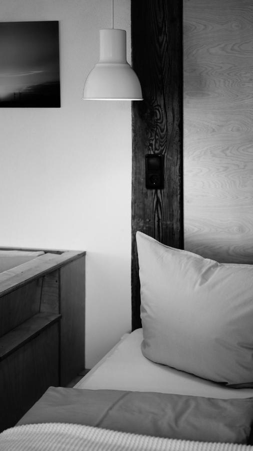 Studio Apartment Zur Alten Post, 48Qm Individualapartment Mit Blick Ueber Zittaus Altstadt, Ferienwohnung Im Altstadtkern Umrandet Vom Zittauer Gebirge Buitenkant foto